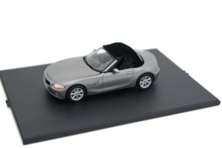 Norev BMW Z4 Roadster E85 2002 - Sterling Gray Metallic