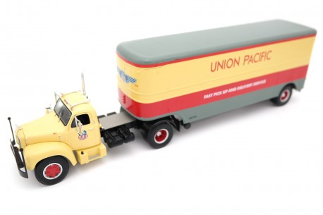 IXO Mack B 61 with 1-axle Trailer #760 Union Pacific 1955 - Yellow/Red/Grey