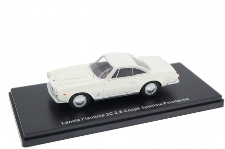 Neo Scale Models Lancia Flaminia 3C 2.8 Coupé Speciale Pininfarina 1963 - Saratoga White