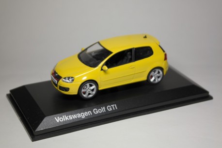 Norev Volkswagen Golf V GTI Pirelli 2008