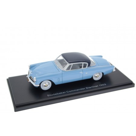 BoS-Models Studebaker Commander Starliner 1953 - Maui Blue with Nocturne Blue Roof