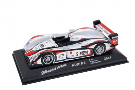 Altaya Audi R8 #5 "Audi Sport Japan Team Goh" Winner 24 Hours of Le Mans 2004 - S.Ara/R.Capello/T.Kristensen