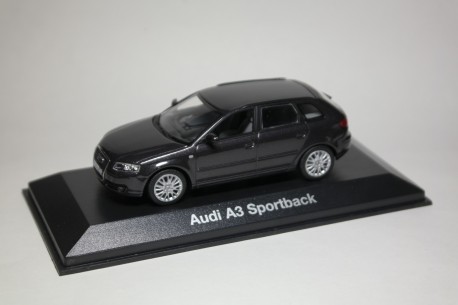 Minichamps Audi A3 Sportback 3.2 quattro 8PA 2004