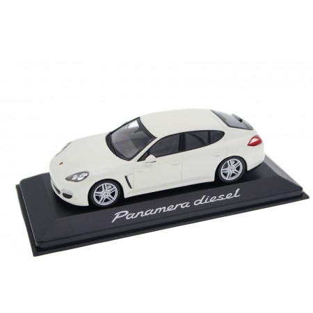 Minichamps Porsche Panamera Diesel 3.0 V6 970 G1 2012 - Carrara White