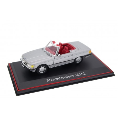 Cararama Mercedes-Benz 560 SL Roadster R107 1985 - Astral Silver Metallic