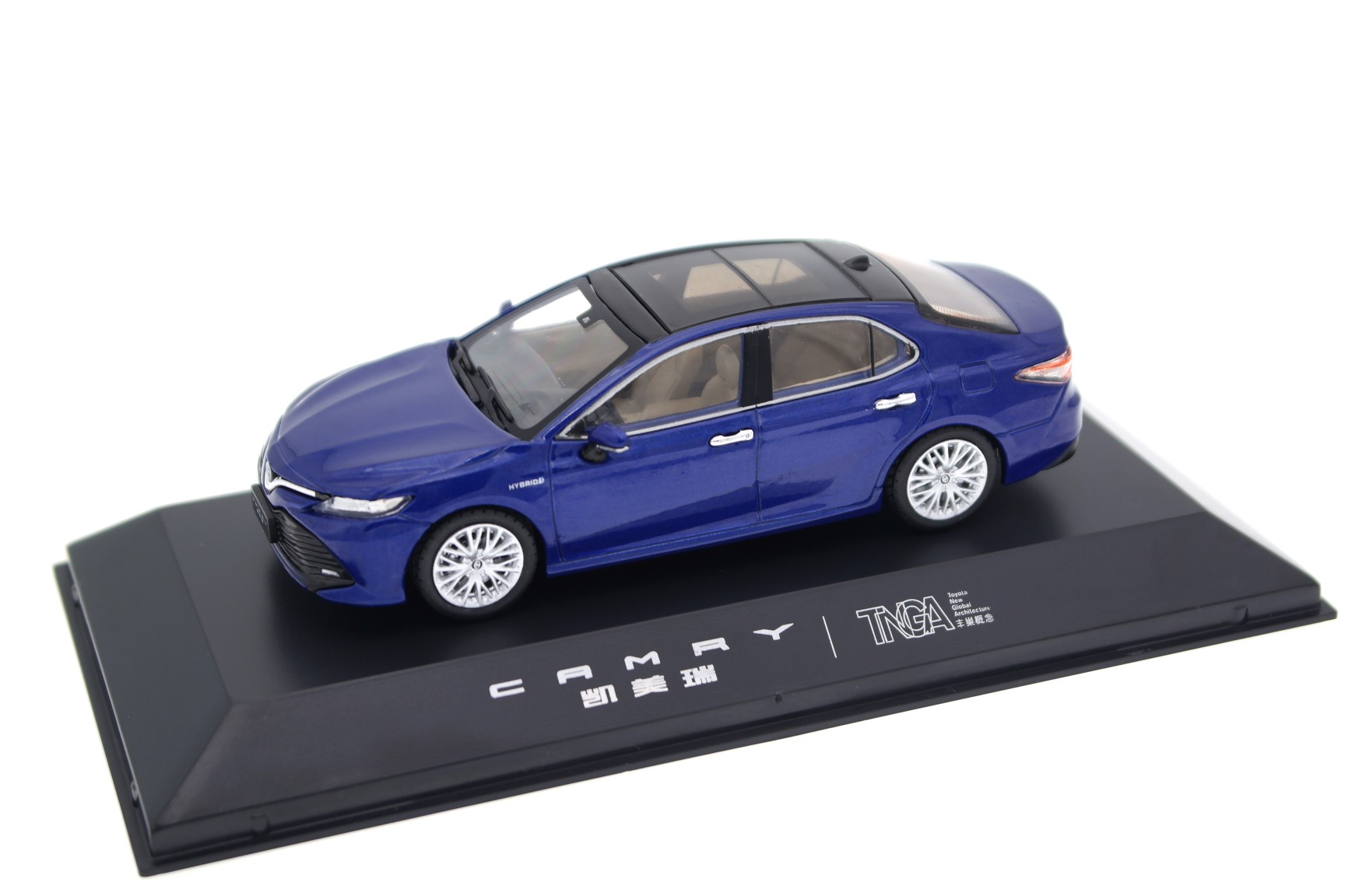 toyota-camry.jpg