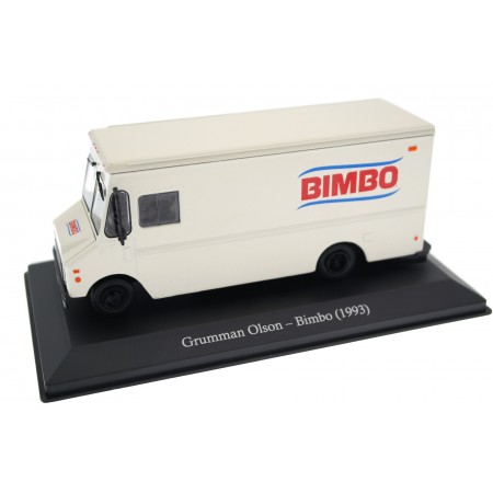Altaya Chevrolet P30 Grumman Olson Route Star "Bimbo" 1993 - Warm White