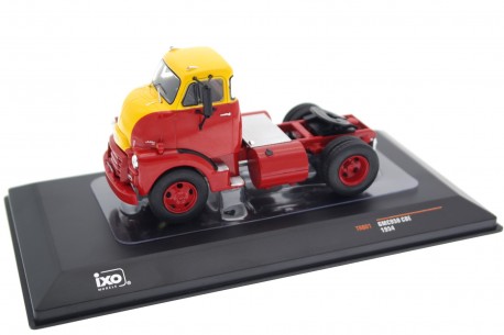 IXO GMC 950 COE 1954 - Red/Yellow