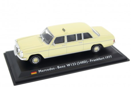 Altaya Mercedes-Benz 240D Frankfurt Taxi W123 1977 - Elfenbein Beige