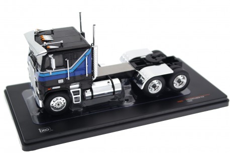 IXO Freightliner FLA 9664 1993 - Jet Black with Blue Decor