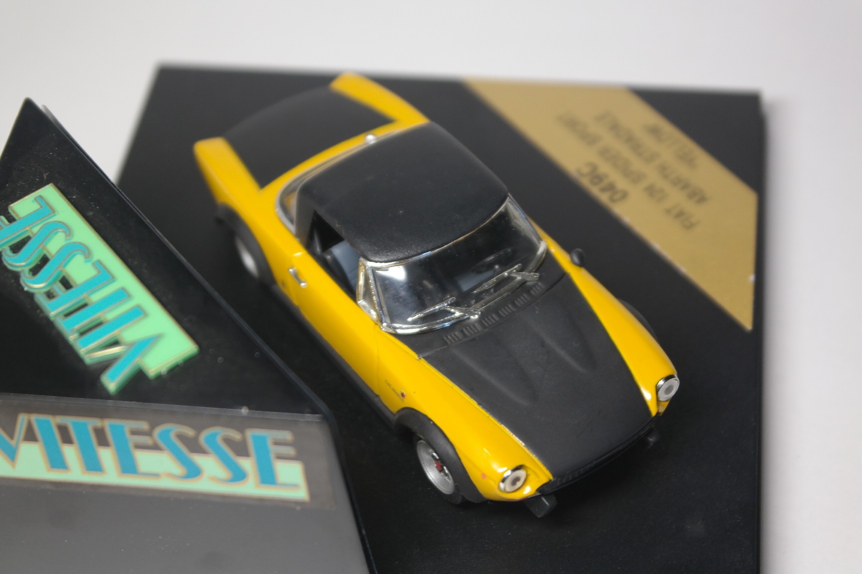 Trofeu 1/43 - Fiat 124 Abarth Safari 74 N°20 Paganelli/Russo - Résine (prévente)