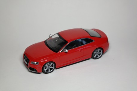 Schuco Audi RS 5 Coupé 8T 2010
