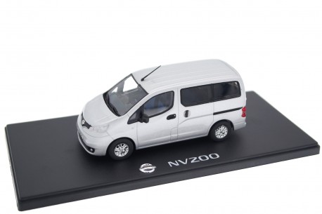 Eligor Nissan NV200 Combi dCi 110 M20 2010 - Brilliant Silver Metallic
