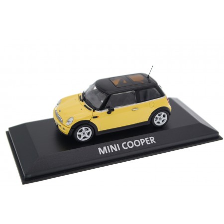 Minichamps Mini Cooper R50 2001 - Liquid Yellow with Jet Black Roof