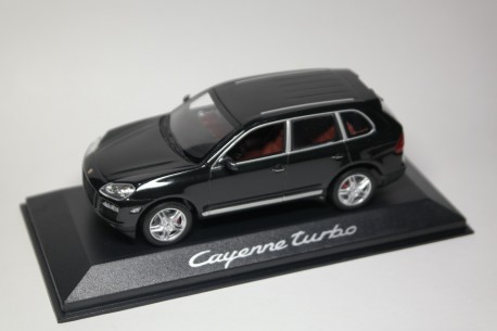 Minichamps Porsche Cayenne Turbo 957 2008
