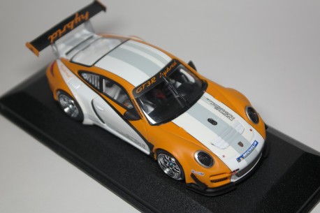 Minichamps Porsche 911 GT3 R Hybride 2010 – 1/43, Neuve En Boîte