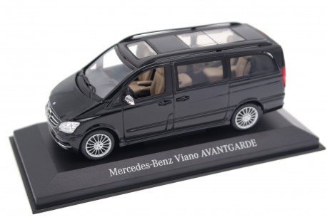 1/43 Minichamps B66960529 Mercedes-Benz Viano Avantgarde W639 MOPF 2010 - Obsidian Black Metallic