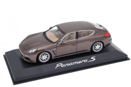 Minichamps Porsche Panamera S 3.0 V6 970 Facelift G1 2013 - Chestnut Brown Metallic