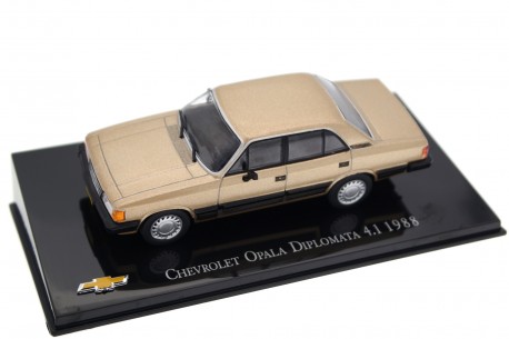 Hachette Chevrolet Opala Diplomata 4.1/S 1988 - Sunset Gold Metallic