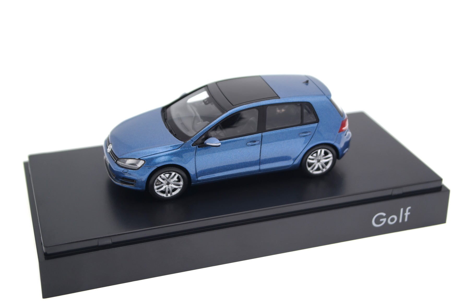 volkswagen-golf.jpg