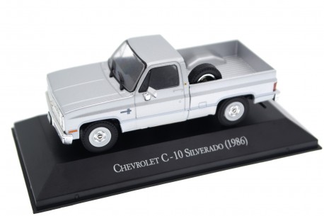 Altaya Chevrolet C10 Silverado III Facelift 1986 - Bright Silver Metallic