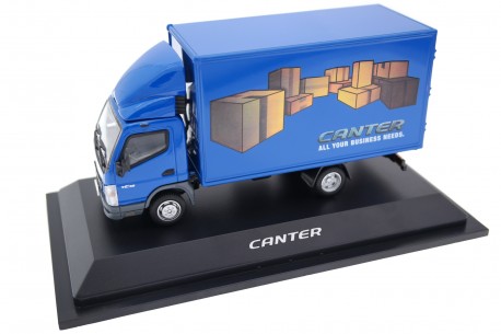 IXO Mitsubishi Fuso Canter Lightbox 7C18 TD 2005 - Sonic Blue