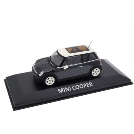 Minichamps Mini Cooper R50 2001 - Cosmos Black Metallic with Aspen White Roof