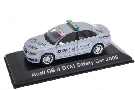 Minichamps Audi RS4 B7 8E DTM Safety Car 2005 - Avus Silver Pearl