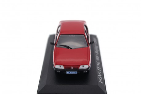 Lot de petites voitures, Citroen 2CV + Simca 1300 Norev, 504 Peugeot Minialuxe Bleu Plastique