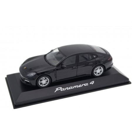 Herpa Porsche Panamera 4 3.0 V6 971 G2 2016 - Jet Black Metallic