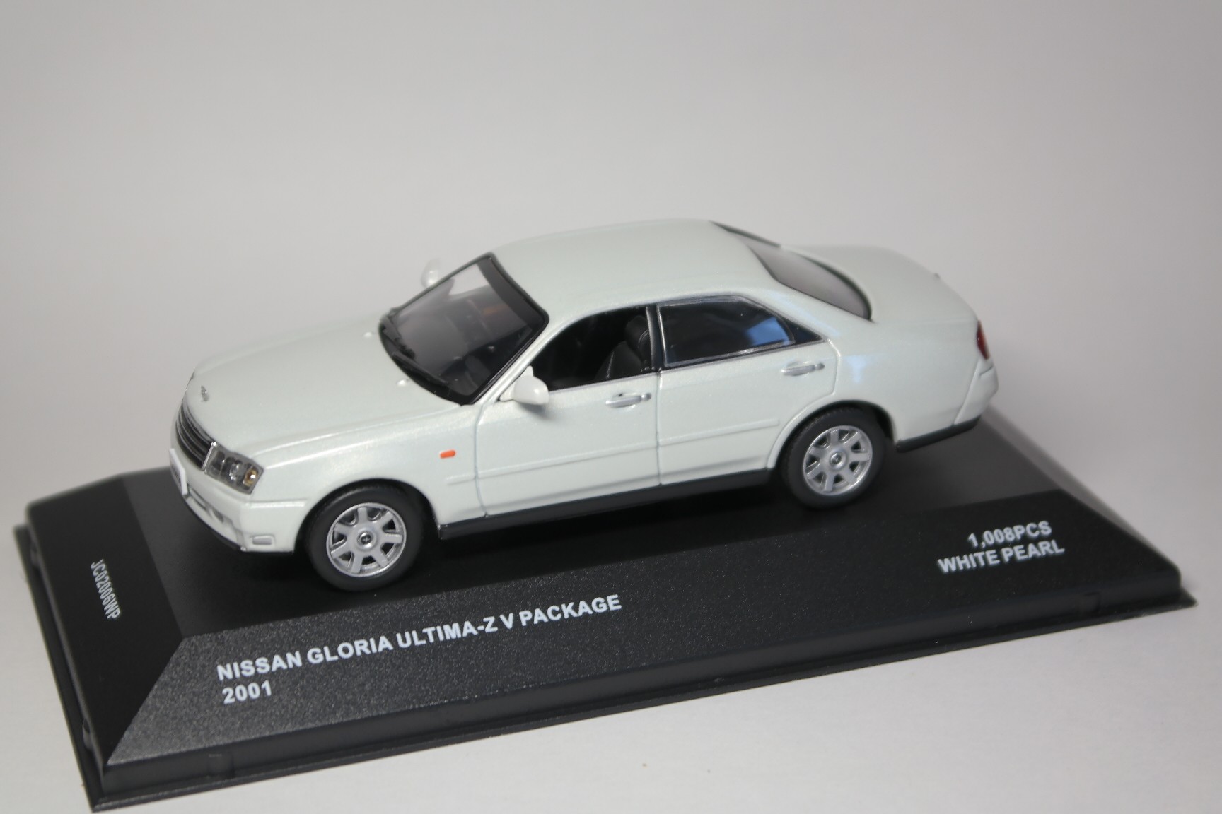 Nissan Gloria - Diecast Ukraine