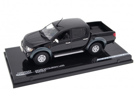 Vitesse Mitsubishi L200 IV Double Cab 2.5 DI-D 4WD KB 2005 - Black Mica