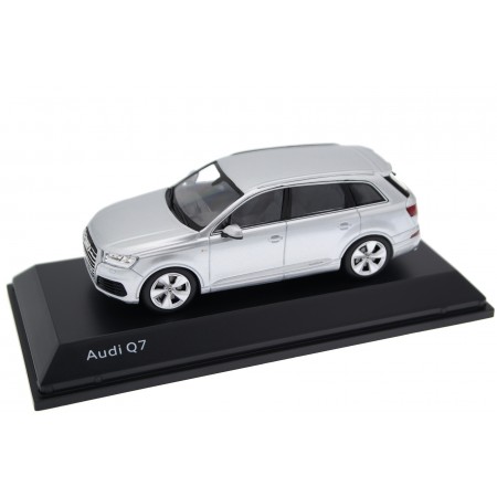 Spark Audi Q7 V8 TDI quattro S line 4M 2015 - Foil Silver Metallic