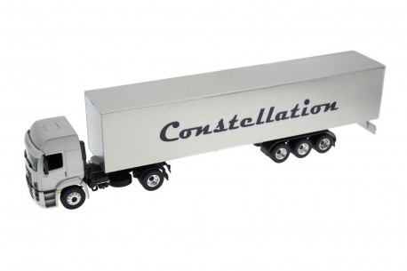 Schuco Volkswagen Constellation 19.320 Titan Tractor 2006 - Reflex Silver Metallic