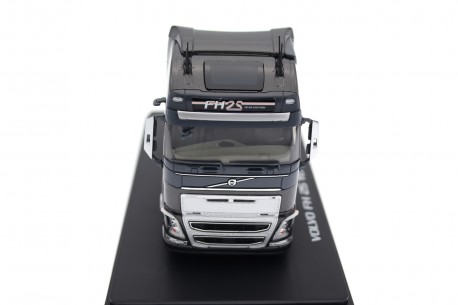 Camion Volvo FH 16 750 Globetrotter Eligor 1/43 - Transporter - Fabrication Française - Occasion