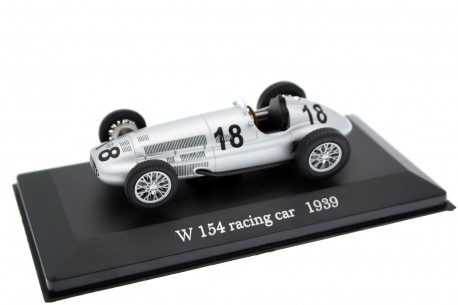 Altaya Mercedes-Benz W154 #18 "Daimler-Benz AG" Eifelrennen Nürburgring 1939 - Richard Seaman
