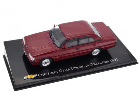 Hachette Chevrolet Opala Diplomata Collectors 4.1/S 1992 - Dark Garnet Red