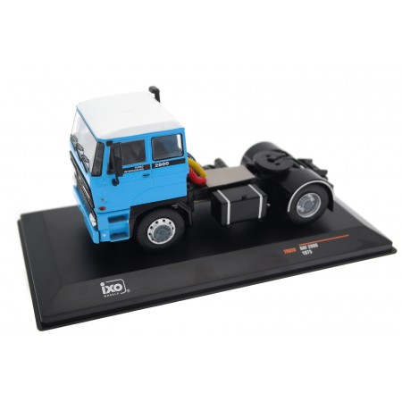 IXO DAF 2800 ATi F241 1975 - Standard Light Blue