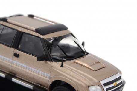 A collectible scale model Chevrolet S-10 Deluxe from Altaya