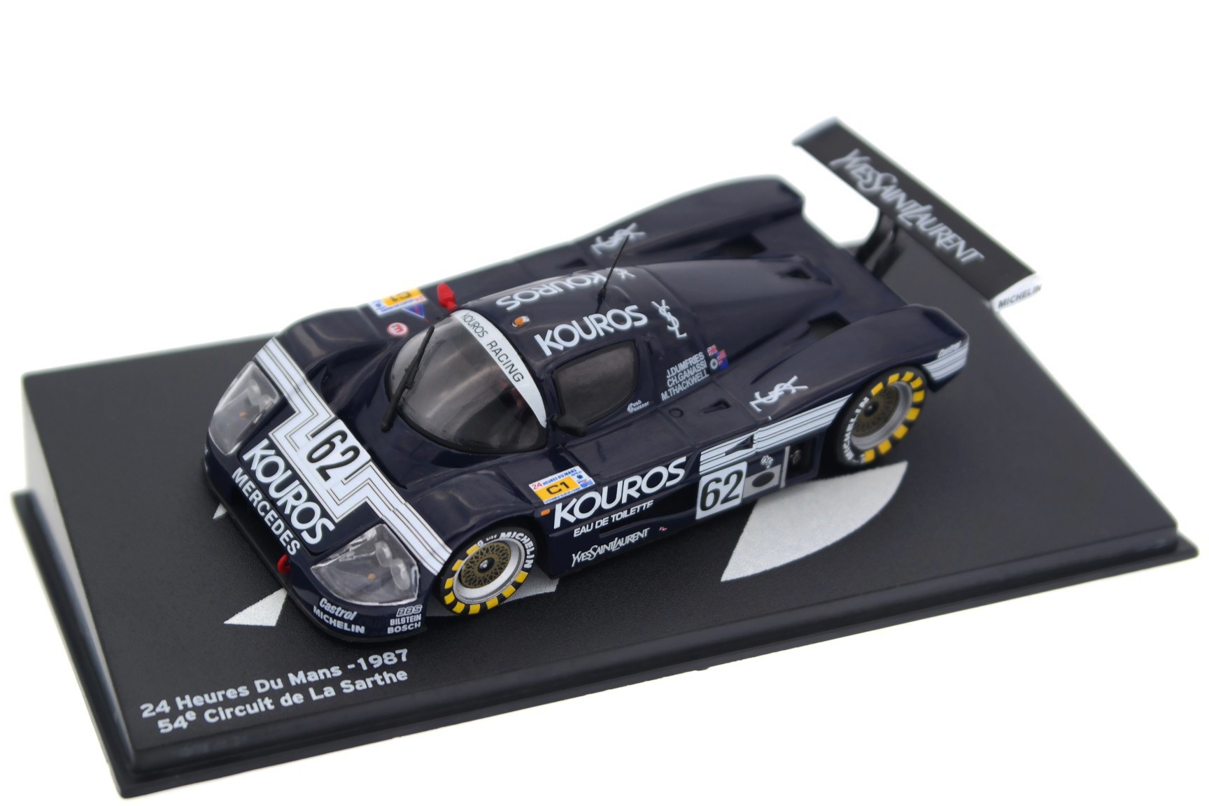 SAUBER C9 MERCEDES N°62 Le Mans 1989 ( Kit résine monté Provence moulage ) 1/43