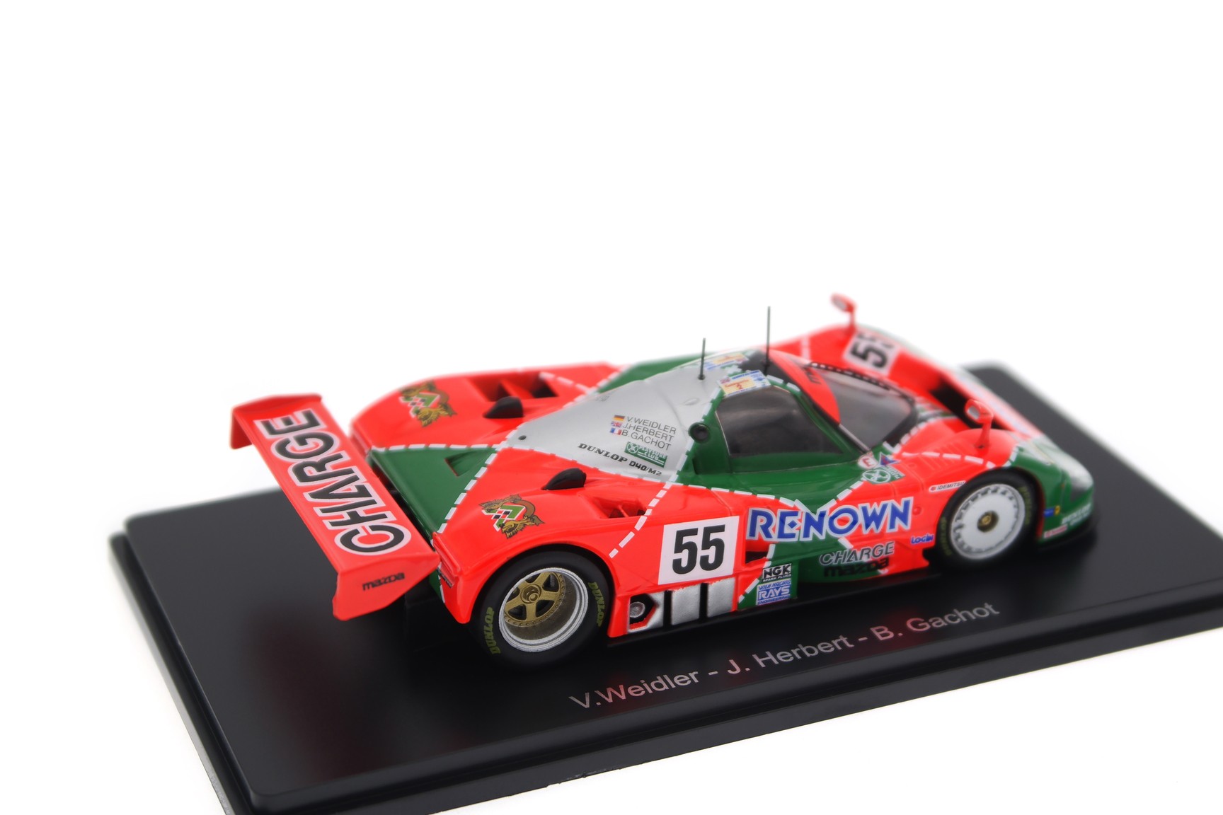 Коллекционная масштабная модель Mazda 787B Le Mans от Altaya