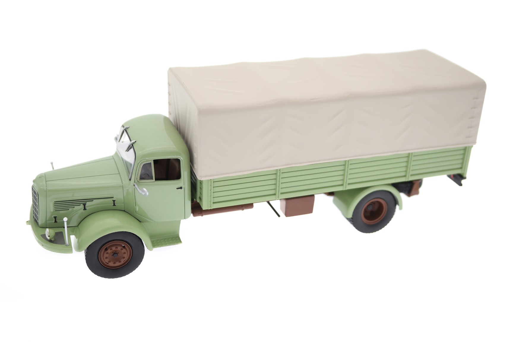 ALTAYA IXO 1/43 - Camions d'autrefois 70 - Mercedes LP 333 citerne