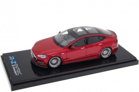 Dorlop RevoZport Tesla Model S P85D with R-Zentric Complete Aerokit 2015 - Red Multi-Coat