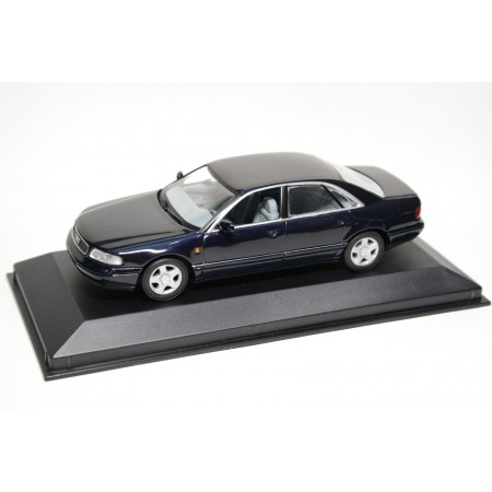 Minichamps Audi A8 D2 1994 - Ming Blue Pearl Effect