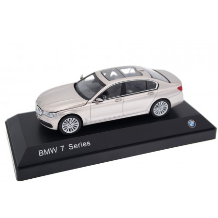 1/43 Paragon 80422405589 BMW 7 Series 750Li xDrive G12 2015 - Cashmere Silver Metallic