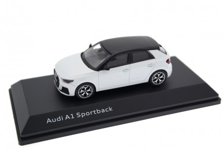 iScale Audi A1 Sportback GB 2018 - Glacier White