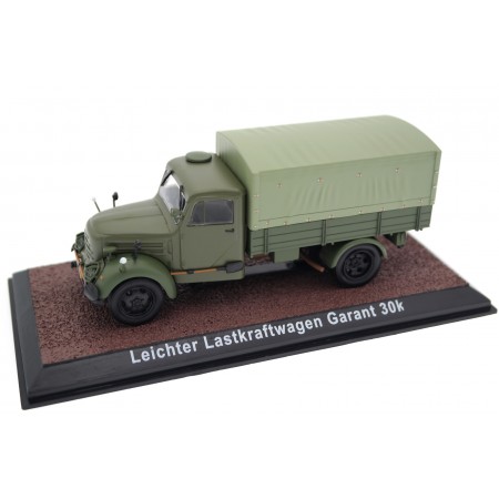Atlas Robur Garant 30K Leichter Lastkraftwagen NVA 1956 - Military Green