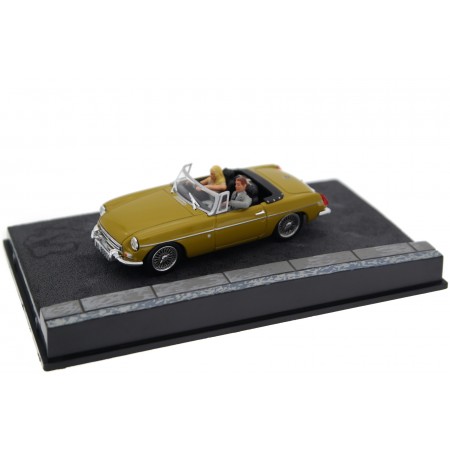 Altaya MG B Roadster Mark II ADO23 "The Man with the Golden Gun (1974)" 1973 - Limeflower Green