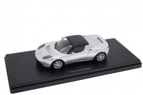 Schuco Pro.R Tesla Roadster Soft Top 2008 - Sterling Silver Metallic
