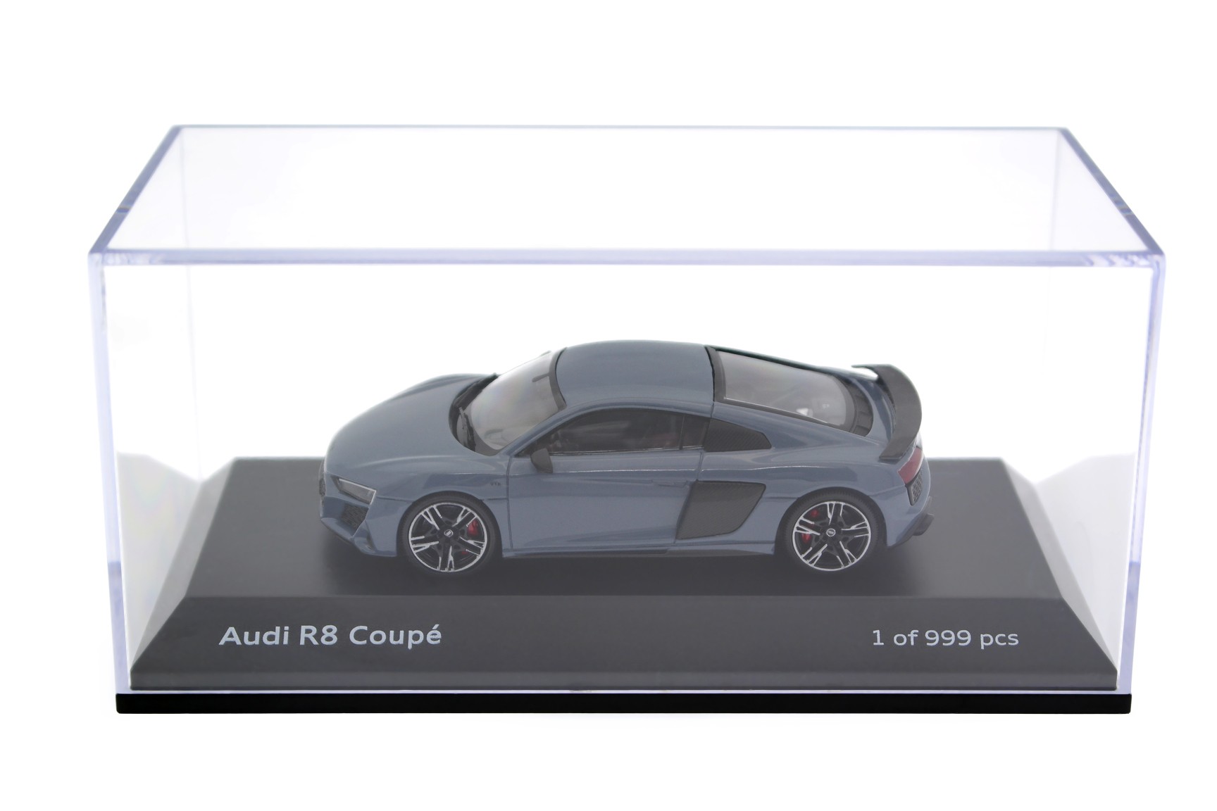 Колекційна масштабна модель Audi R8 Coupe від Jadi